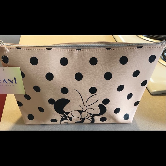 Danielle Nicole Other - ** Last Chance Donating 11/26**Danielle Nicole Cosmetic Bag Disney Minnie Mouse